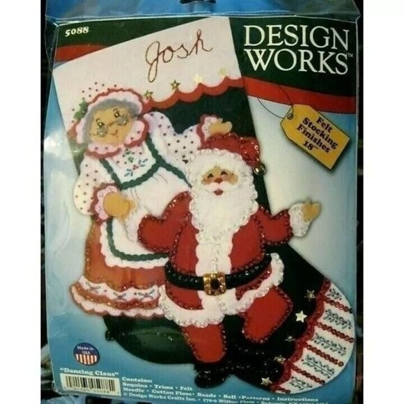 Design Works Dancing Claus Felt Applique Stocking Kit 5088 18" Mr & Mrs Claus - Picture 2 of 4